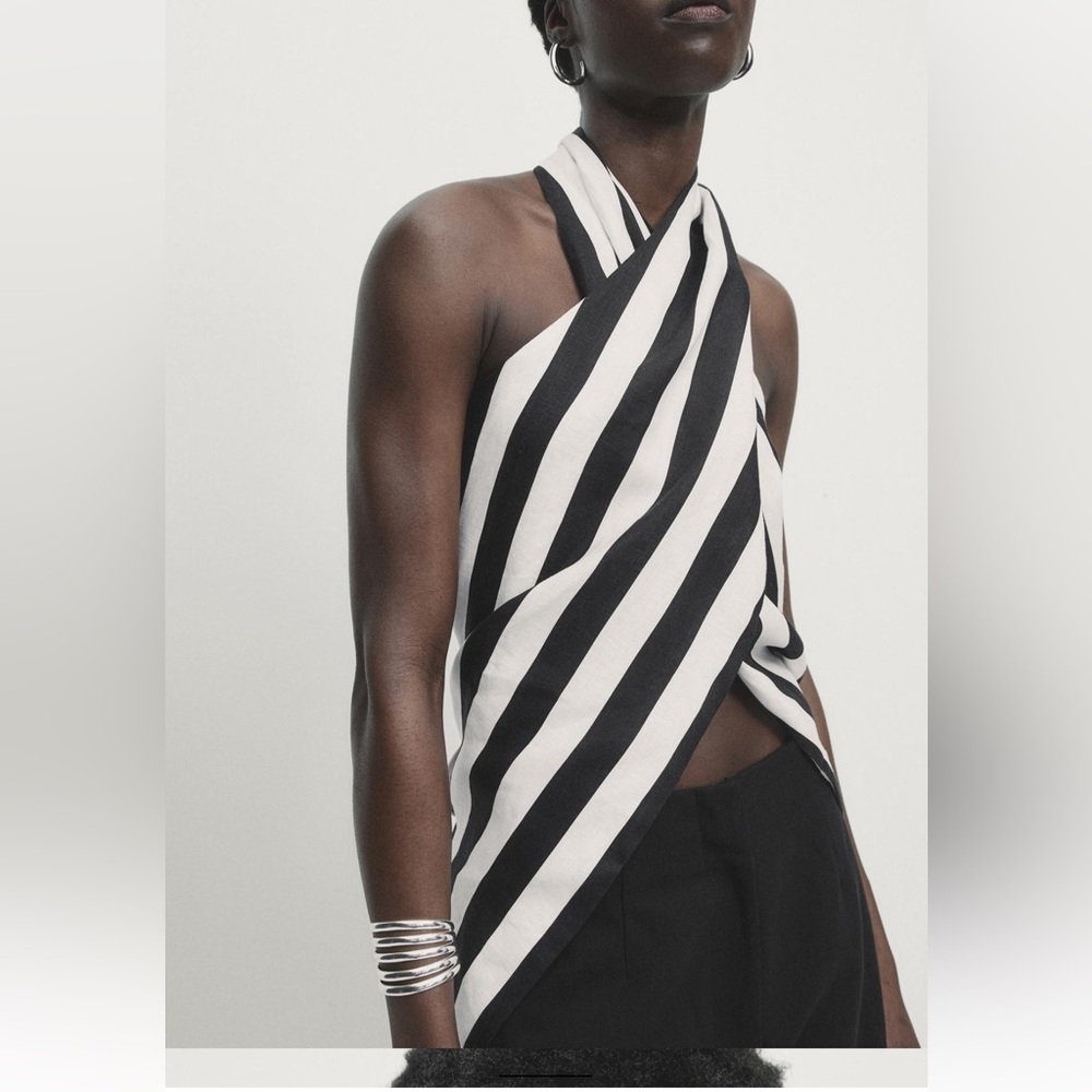 Massimo Dutti studio top